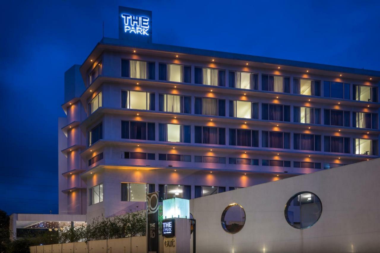 The Park Navi Mumbai Hotel Exterior photo